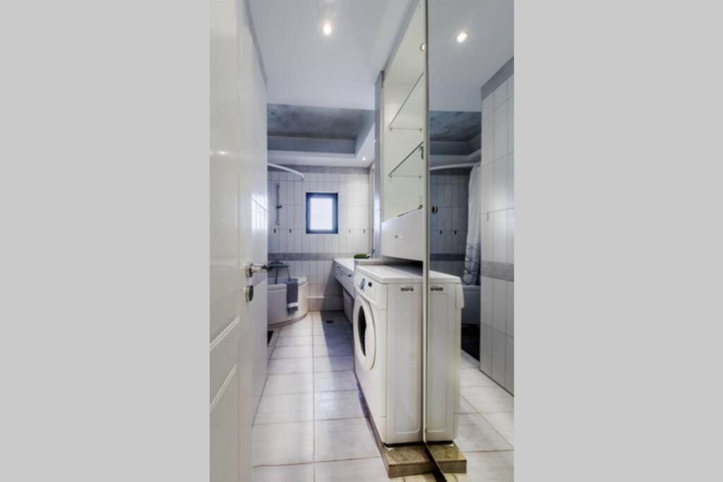 Spacious Apartment In Glyfada Close To The Sea Athen Eksteriør bilde